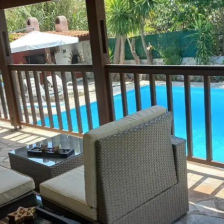 Dina's Isthmia Villa *